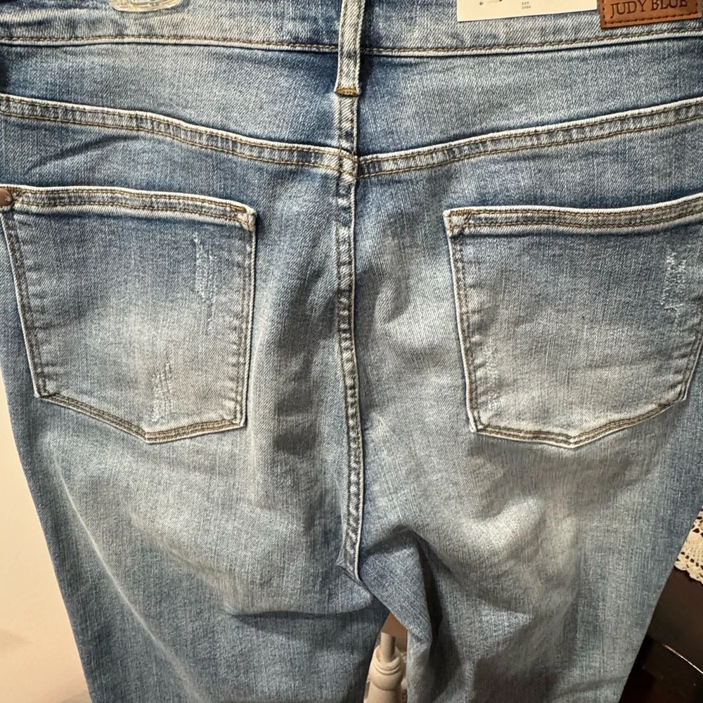 Judy Blue Stylish Blue Flare Women's Jeans - Picture 13 of 15